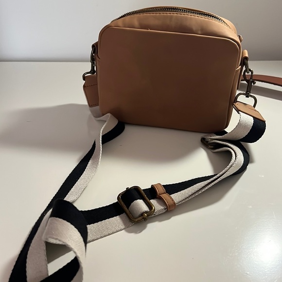 Universal Thread Handbags - Universal Thread Bag brown